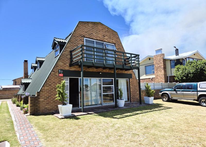 5 Bedroom Property for Sale in Franskraal Western Cape